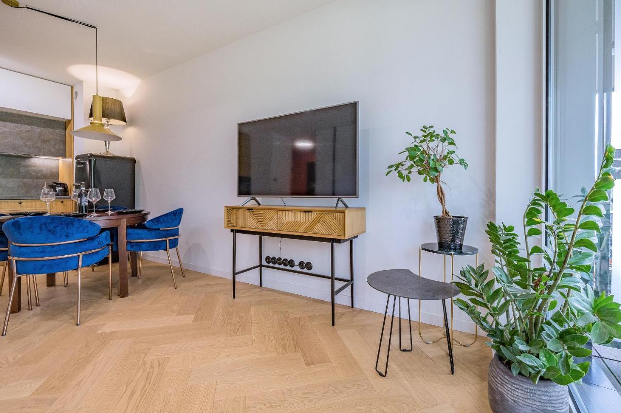 Hello Apartments Chmielna With Private Parking And Balcony Gdansk Exterior photo