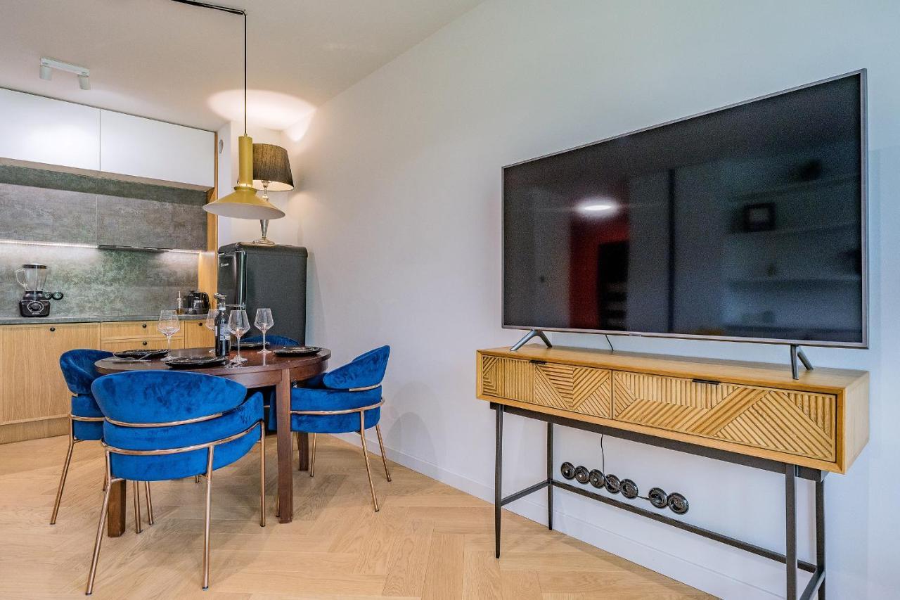 Hello Apartments Chmielna With Private Parking And Balcony Gdansk Exterior photo