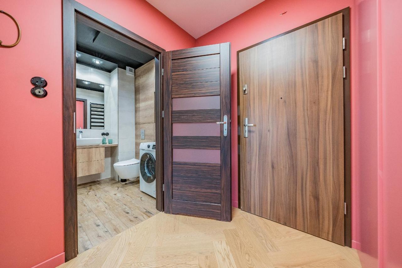 Hello Apartments Chmielna With Private Parking And Balcony Gdansk Exterior photo